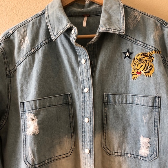 Free People Embroidered Tiger Rawrs Denim Top - Picture 7 of 8